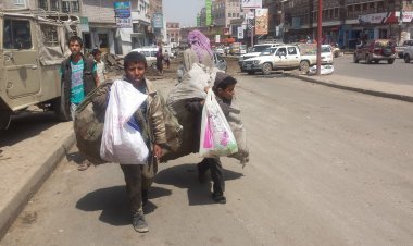 Yemenli çocuklar okul yerine işin yolunu tutuyor