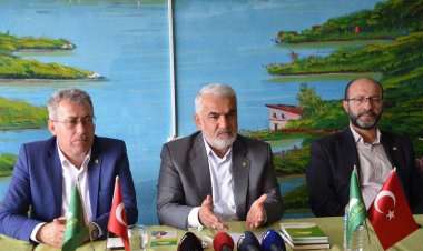 Yapıcıoğlu: Büyükelçiler Türkiye'nin içişlerine karışmamalı!