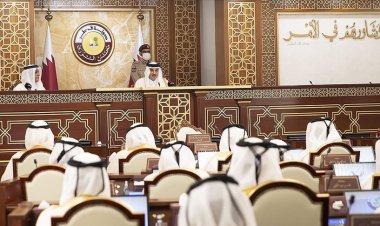 Katar Emiri Al Sani ülkesindeki ilk seçilmiş parlamentonun açılışını yaptı
