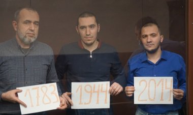 Rusya'da askeri mahkeme Hizb-ut Tahrir davasında yargılanan 4 Kırımlı Müslümana 56 yıl hapis cezası verdi