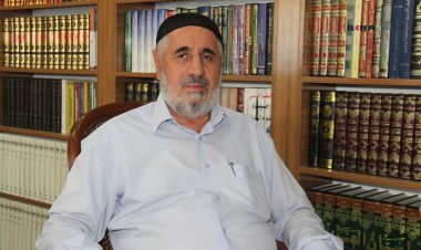 İTTİHAD Üyesi Molla Şenlik: Kapitalist sistem insanları reklamlarla lüks tüketime teşvik ediyor