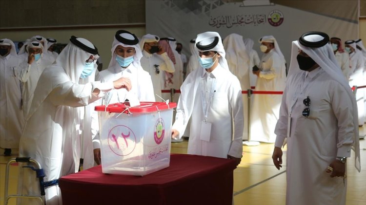 Katar, ülke tarihinde ilk kez Şura Meclisi seçimleri için sandıkta