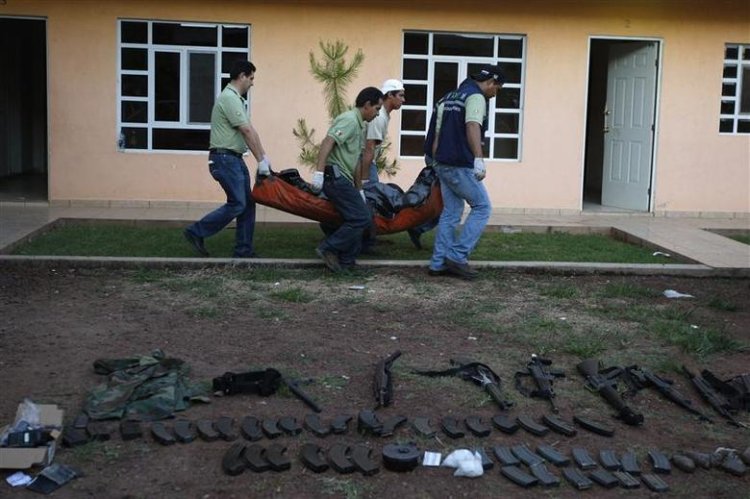 Meksika'da çeteler çatıştı: 20 ölü