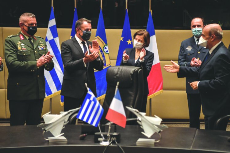 Yunanistan Fransa için Afrika'ya asker gönderme ihtimalini tartışıyor