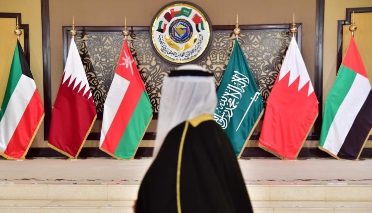 Suudi Arabistan ile Bahreyn'den sonra Kuveyt de Lübnan Büyükelçisini geri çağırdı