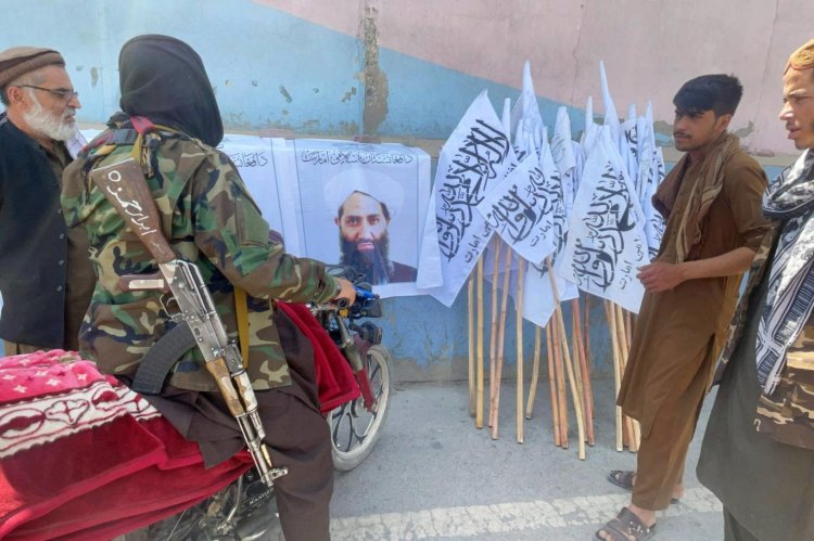 Taliban lideri Ahundzade'den komutanlara mesaj: Saflarınızı iyice kontrol edip, casusları yok edin