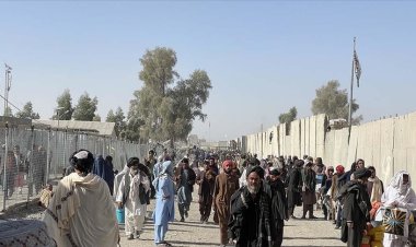Afganistan ile Pakistan arasındaki Spin Boldak Sınır Kapısı tekrar açıldı