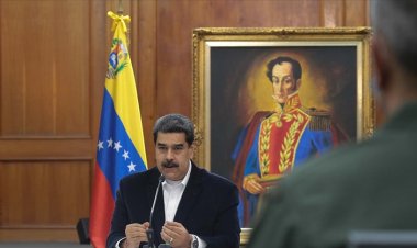 Maduro'dan halka pazar günü yapılacak seçimlere katılma çağrısı