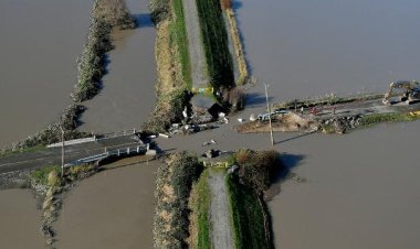 Kanada'da sel: Akaryakıt kullanımına 15 günlük kısıtlama