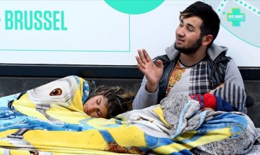 Brüksel sakinlerinden evsizlerle dayanışma için '1 geceyi sokakta geçirme' çağrısı