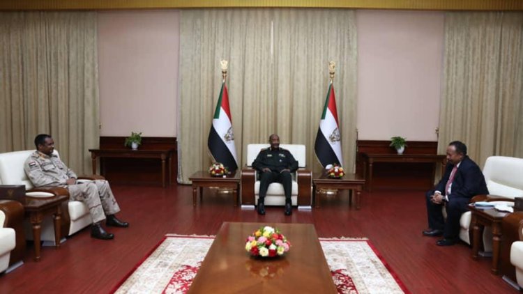Sudan’da azledilen Başbakan Hamduk görevine dönüyor