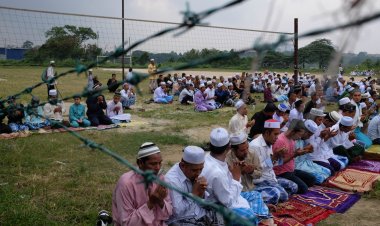 BM'den 'Myanmar ordusunun soykırımından kaçan Arakanlı Müslümanlar unutulmasın' çağrısı