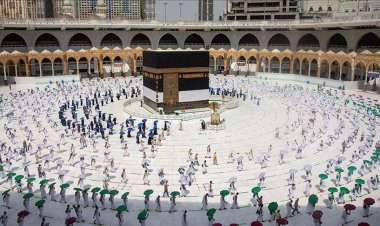 Kabe ve Mescid-i Nebevi'de sosyal mesafe uygulaması geri getirildi