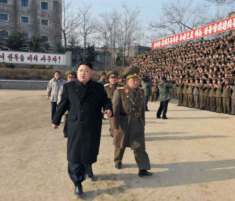 Kuzey Kore askerlerden Kim'e daha fazla sadakat göstermelerini istedi