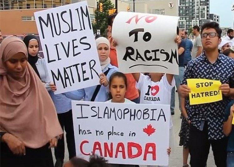 Kanada'da başörtüsü üzerinden Müslümanlara hakaret