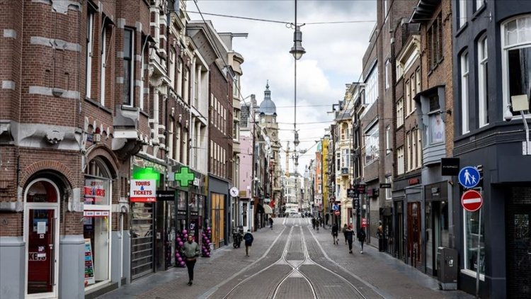 Hollanda, Omicron varyantı nedeniyle ek önlemler aldı