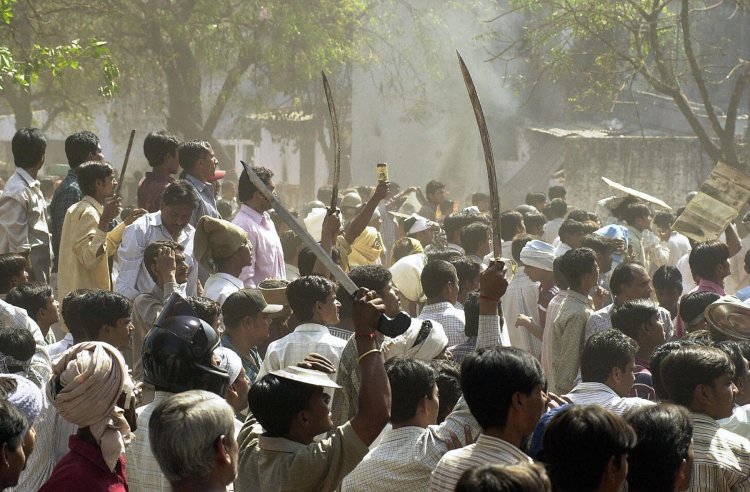 Hindistan'da Müslümanlara yönelik artan nefret söylemine karşı harekete geçme çağrısı