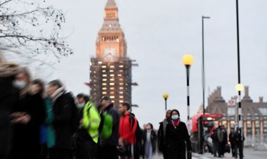 İngiltere’de karantina süresi 5 güne düşürüldü