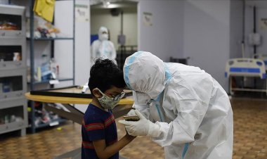 Hindistan'da 150 bine yakın çocuk salgında ebeveynlerini kaybetti