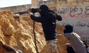 Libya’da Hafter milisleri ile DEAŞ'lılar arasında çatışma çıktı