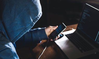 Dijital dünyada cebimizdeki casus ve beyin hacki