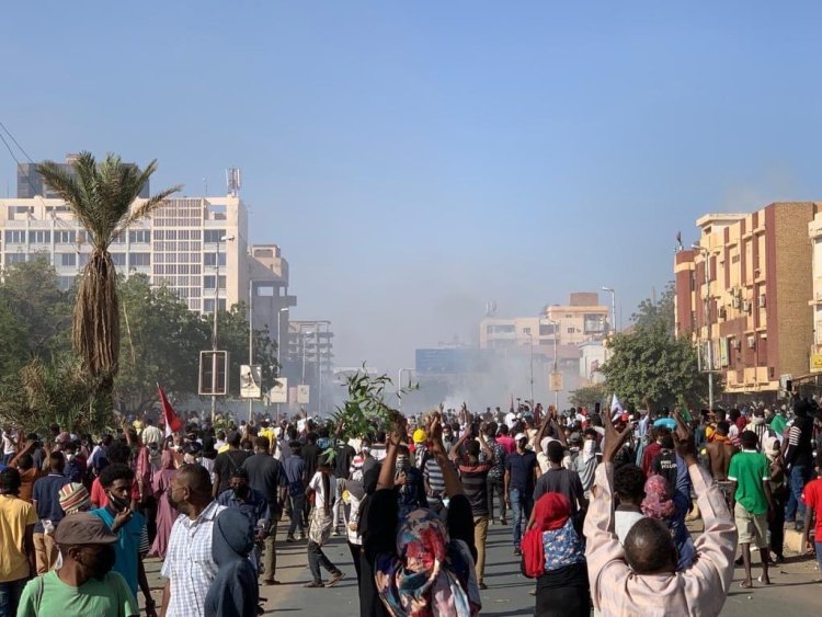 Sudan'da darbe karşıtı göstericilere müdahale