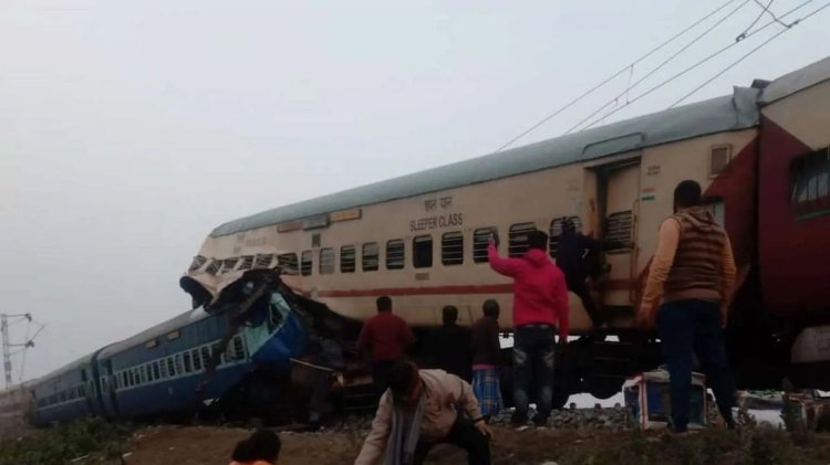 Hindistan'da tren kazası: 9 ölü