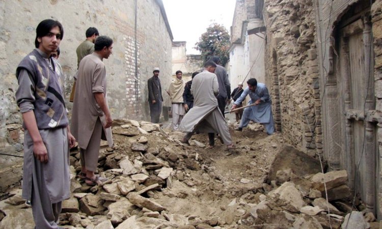 Afganistan'daki depremde can kaybı artıyor
