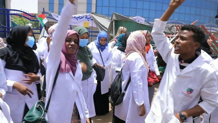 Sudan'da darbe karşıtı doktorlardan askeri hastanelerde çalışmama kararı