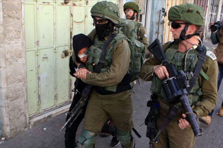 İşgal çetesi 15 Filistinli genci alıkoydu