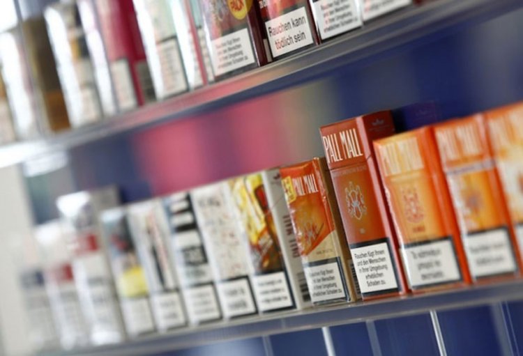Malezya, 2005 sonrası doğanlara sigara satışını yasaklıyor