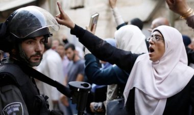 Siyonist çeteden  Mescid-i Aksa murabıtı Hatice Huvays'e  6 ay uzaklaştırma cezası