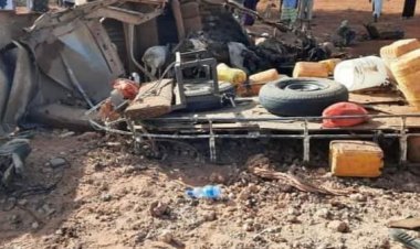 Somali'de yolcu otobüsüne bombalı saldırı: 10 ölü