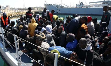 Tunus açıklarında 163 göçmen kurtarıldı