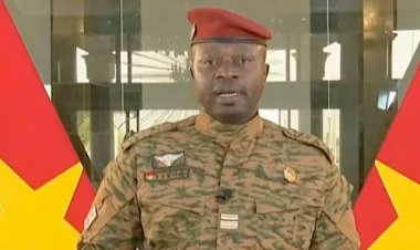 Burkina Faso'da darbeci Damiba Devlet Başkanı ilan edildi