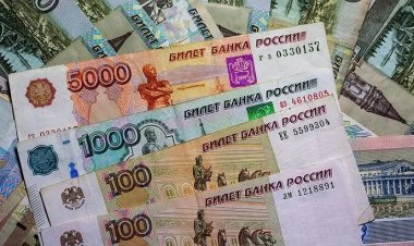 Rusya dış borcunu ruble ile ödeyecek
