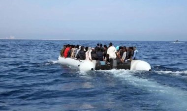 Libya açıklarında göçmenleri taşıyan tekne battı: 19 ölü