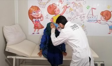 Yeryüzü Doktorları, iç savaşın sürdüğü Suriye'de 11 yıldır şifa dağıtıyor