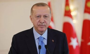 Erdoğan'ın 14 Mayıs adaylığı için resmen başvuru yapıldı