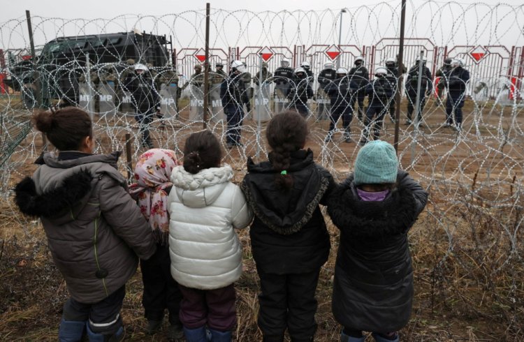 Avrupa'daki mülteci krizi siyasete yön veriyor