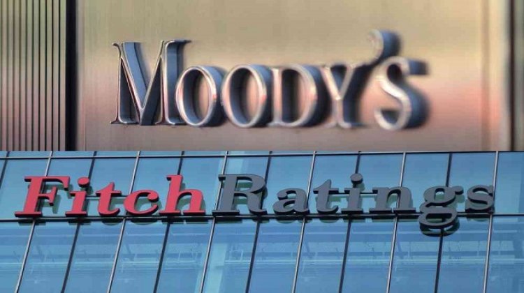 Moody's ve Fitch Rusya'nın kredi notunu düşürdü