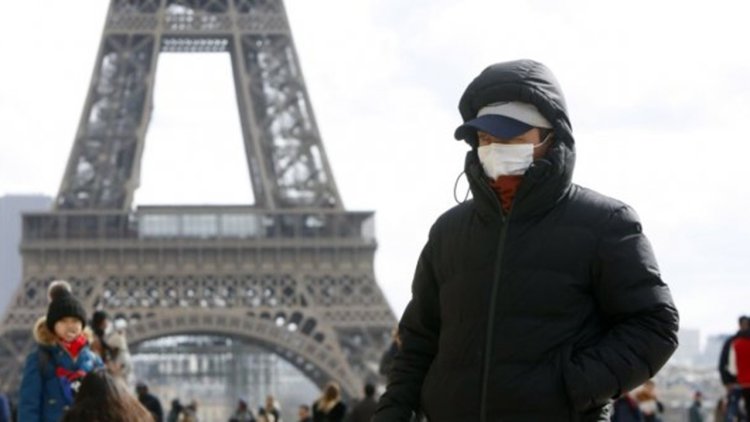 Fransa'da maske zorunluluğu ve aşı kartı uygulaması kaldırıldı