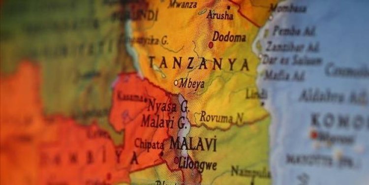 Tanzanya'da otobüs ile tırın çarpıştığı kazada 16 kişi öldü