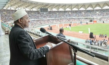 Tanzanya'da 'Uluslararası Kur'an-ı Kerim Okuma Yarışması' düzenlendi