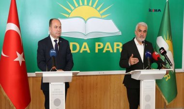 Yapıcıoğlu: Yeni Seçim Kanunu partileri ikili yapıya doğru mecbur bırakıyor