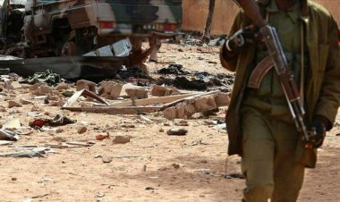 Mali'de orduya yönelik saldırılarda 6 asker öldü