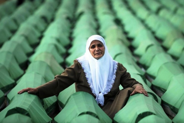 Srebrenitsa'da bu yılki anma törenlerinde 49 soykırım kurbanı daha toprağa verilecek