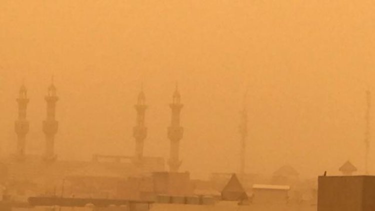 Irak'ta kum fırtınası: 5 kişi öldü yüzlerce kişi hastanelik oldu