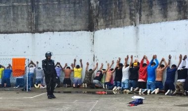 Ekvador'da cezaevi firarisi 200 mahkûm yakalandı