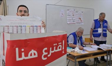 Krizlerin gölgesindeki Lübnan'da, halk genel seçimler için sandık başında